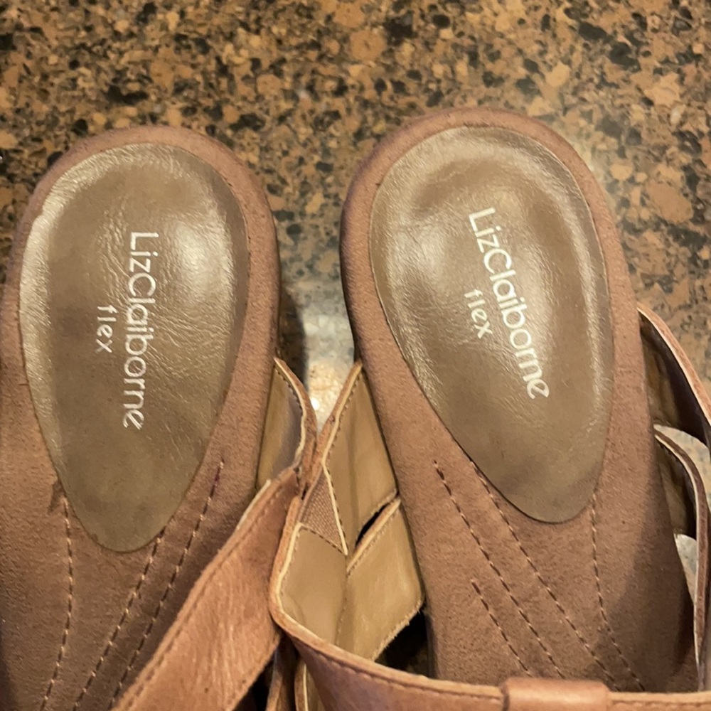Liz Claiborne flex Sandal size 9 1/2 - Picture 3 of 8